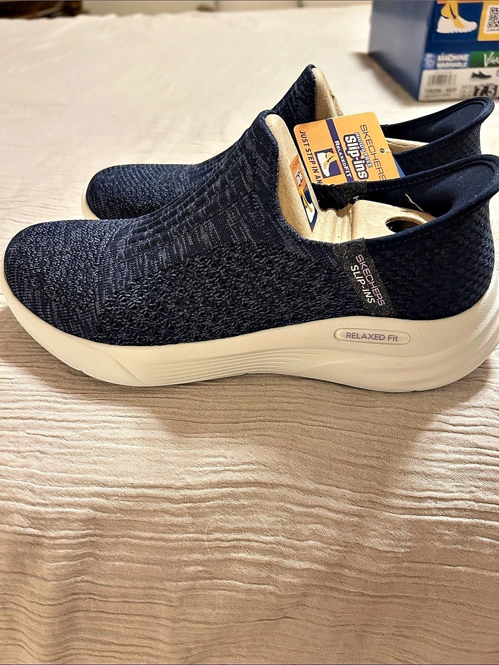 Skechers Hands Free Slip-ins Relaxed Fit Sport Slip-On Sneakers in Navy & White